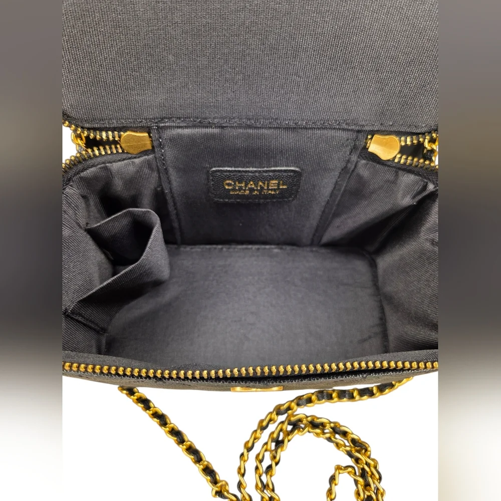 Chanel - Mini Bag - Crossbody Bag - Makeup Vanity Bag - Picture 6 of 7